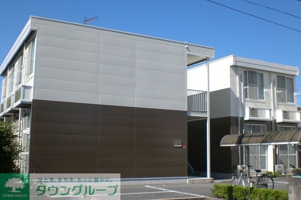 レオパレスエスト プロスペールの物件外観写真